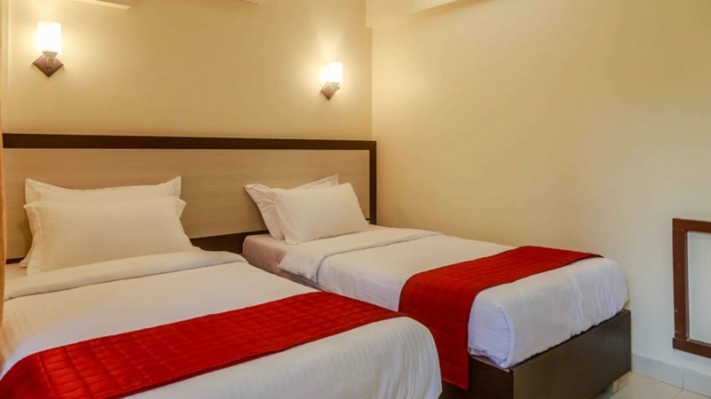 Oyo 2026 Hotel Aishwarya Residency Navi Mumbai Extérieur photo