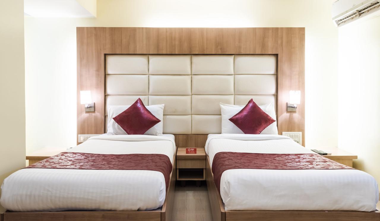 Oyo 2026 Hotel Aishwarya Residency Navi Mumbai Extérieur photo