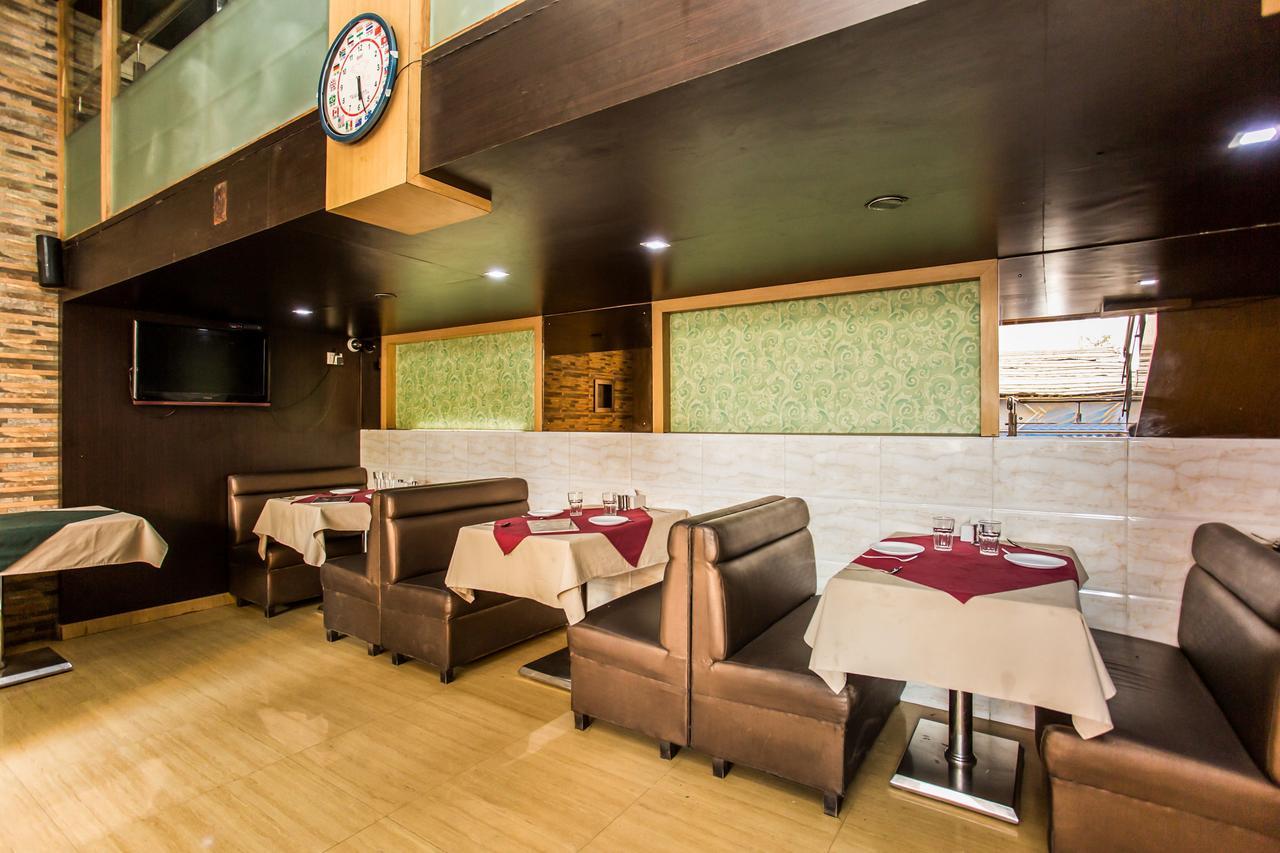 Oyo 2026 Hotel Aishwarya Residency Navi Mumbai Extérieur photo