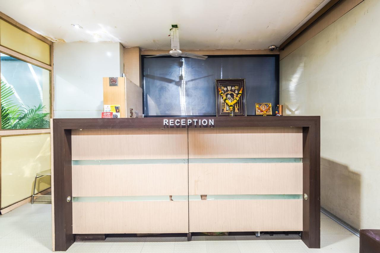 Oyo 2026 Hotel Aishwarya Residency Navi Mumbai Extérieur photo