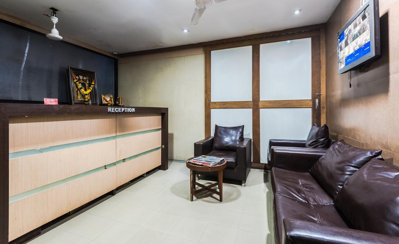 Oyo 2026 Hotel Aishwarya Residency Navi Mumbai Extérieur photo