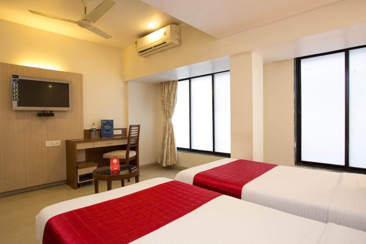 Oyo 2026 Hotel Aishwarya Residency Navi Mumbai Extérieur photo