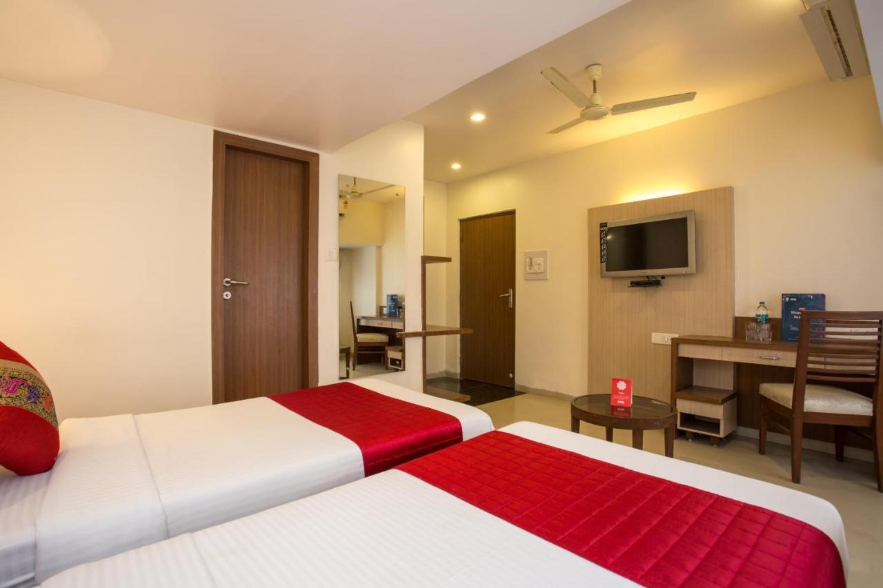Oyo 2026 Hotel Aishwarya Residency Navi Mumbai Extérieur photo